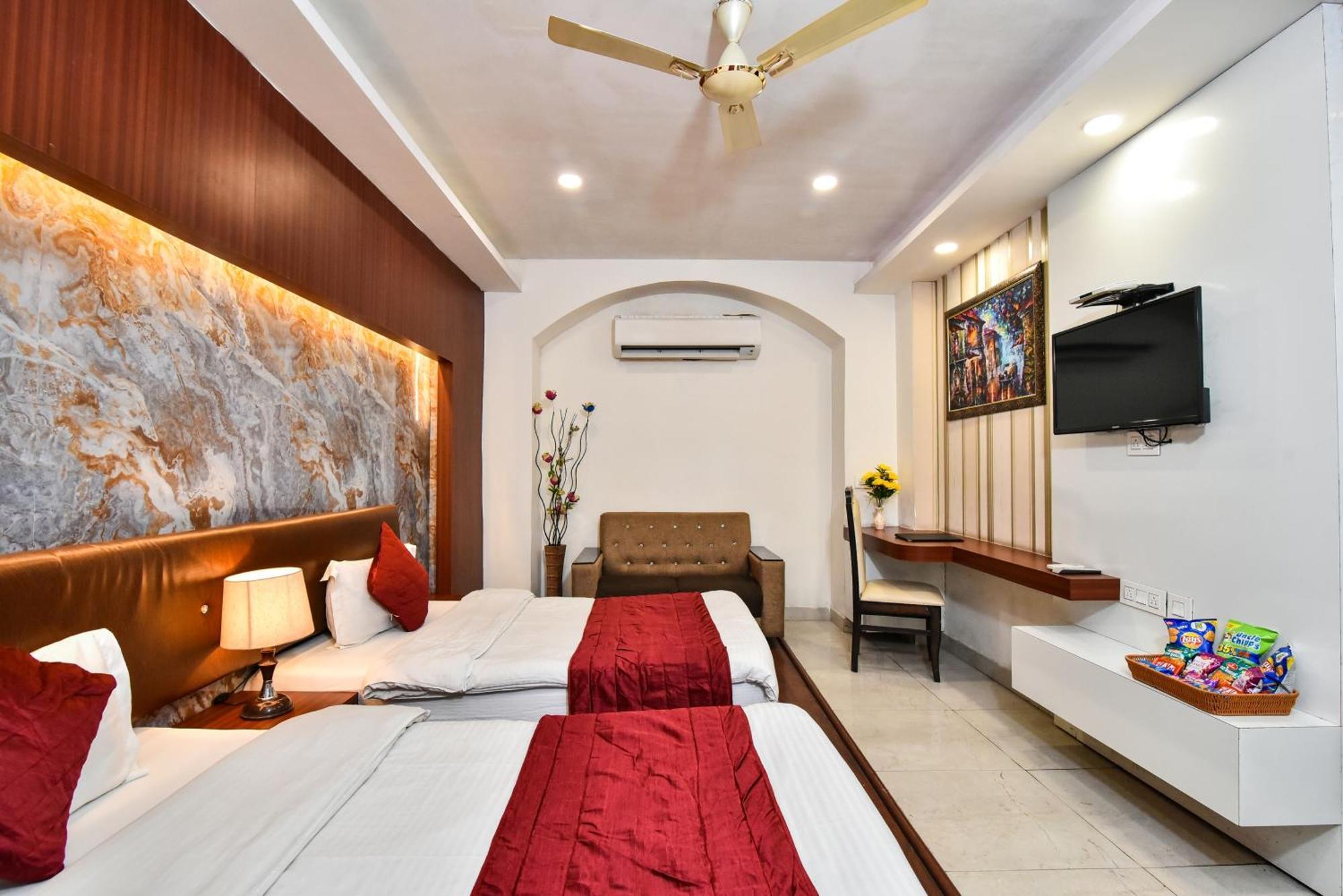 Pinaz Royale Hotel Amritszár Kültér fotó